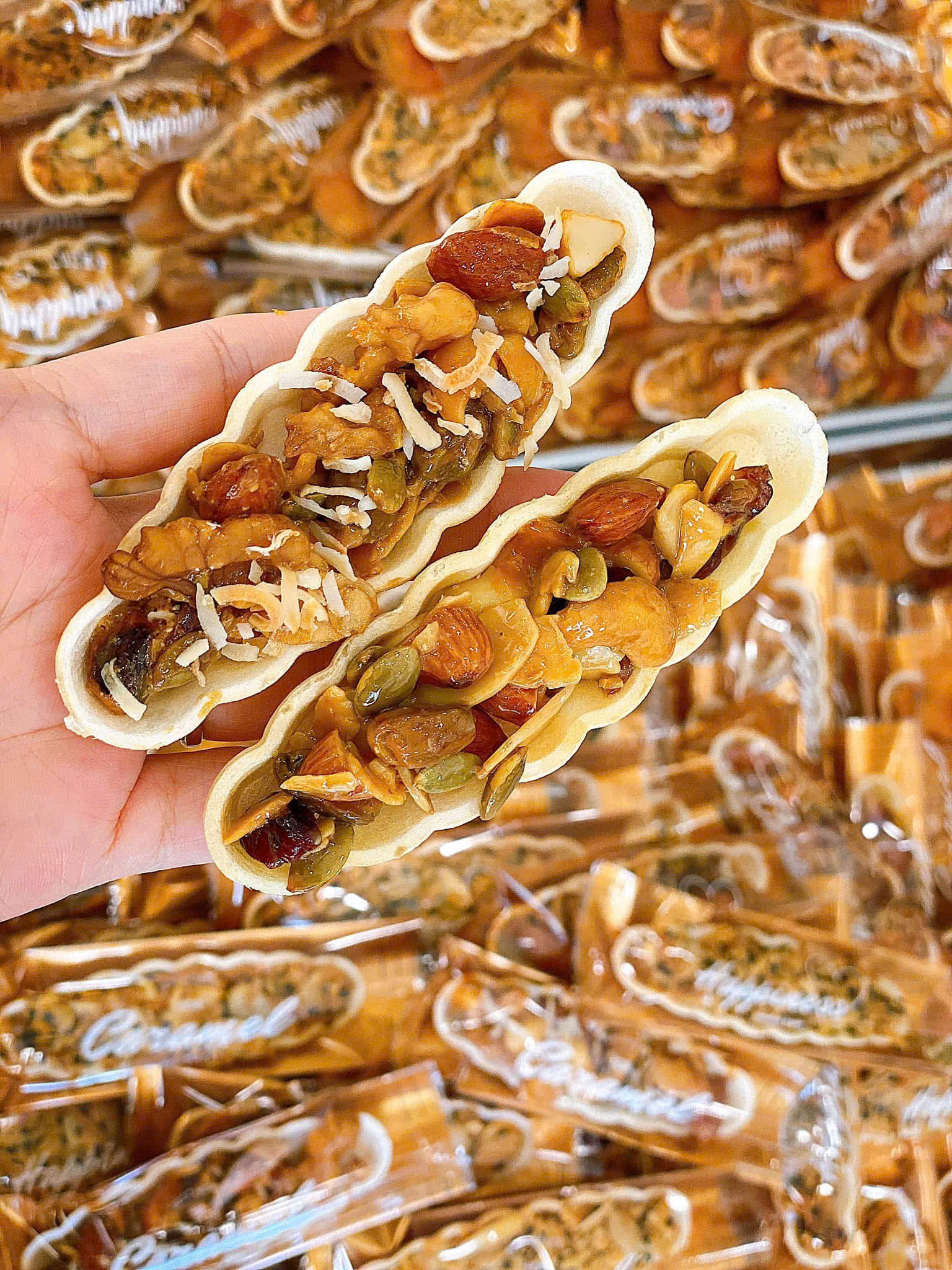Bánh thuyền hạt giòn tan